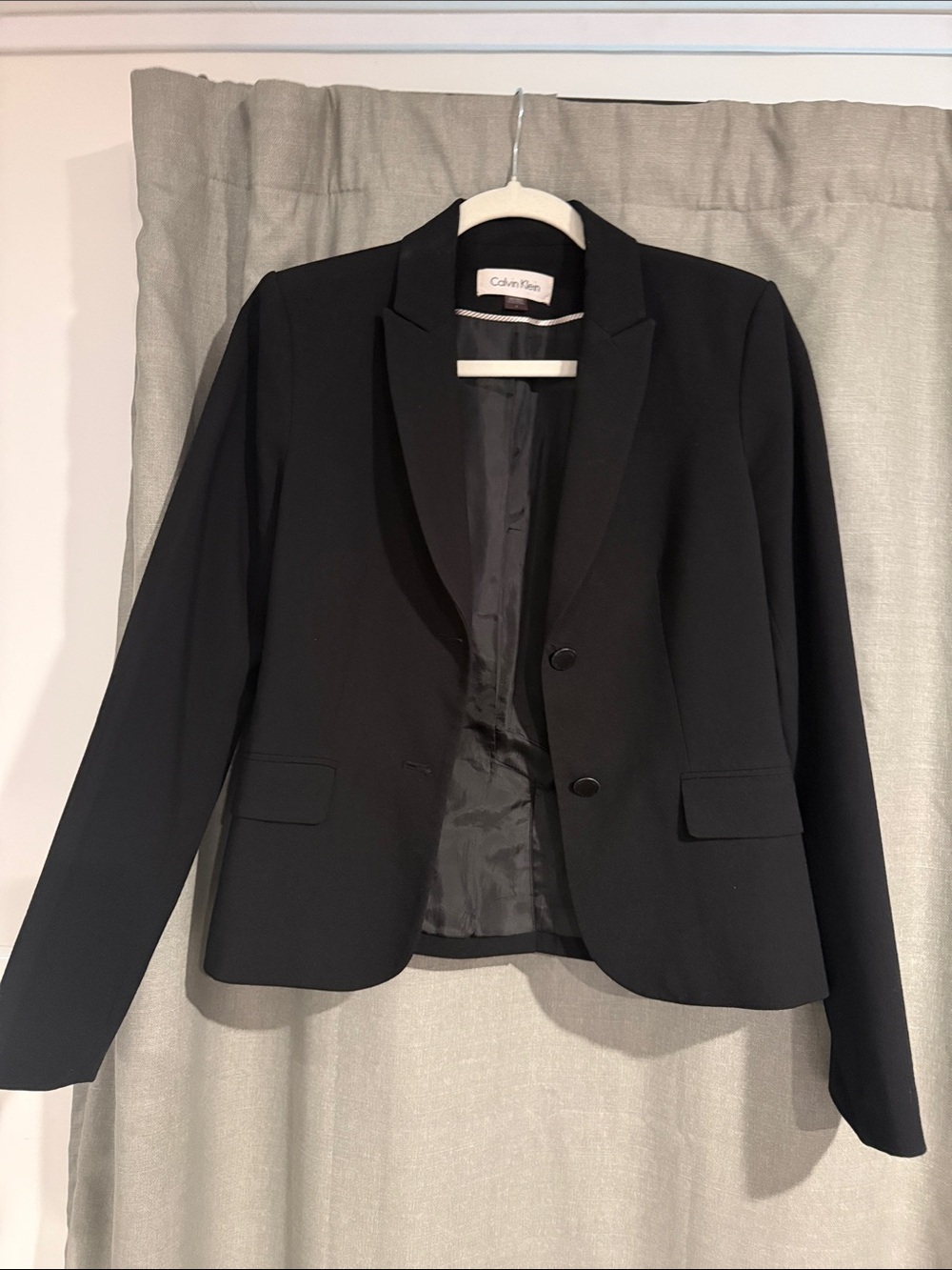 Calvin Klein Black Women's Two-Button Blazer size 4
